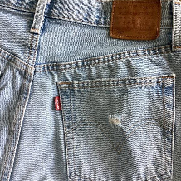 Levi's 501 Distressed High Rise Cutoff Denim Shorts Button Fly 30" Waist #150P - Picture 7 of 12
